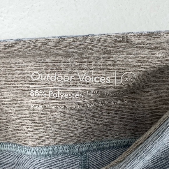 OUTDOOR VOICES Dipped Warm-Up 7/8 Leggings, Blue Yellow Gray Heathered, Size XS - Picture 6 of 7